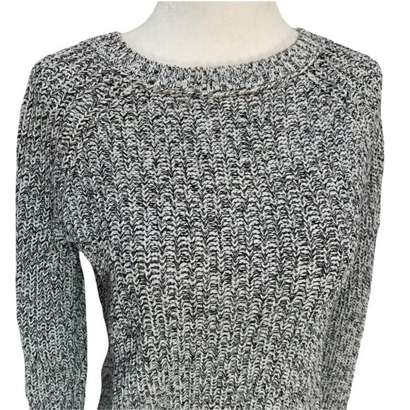 𝅺american Eagle Outfitters🖤White/Black Long Sleeve Cropped Pullover Sweat… - Picture 4 of 10